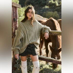Used sz S We The Free Your Love Cable Turtleneck Free People Knit Sweater Olive